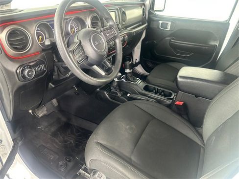 Used 2020 Jeep Wrangler Unlimited Sport image 23
