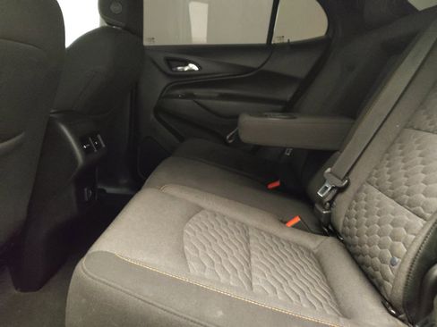 Used 2019 Chevrolet Equinox LT FWD image 18