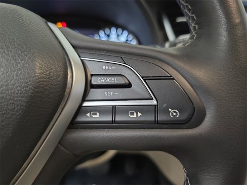 Used 2019 INFINITI QX50 Essential w/ Premium Heat Package image 21