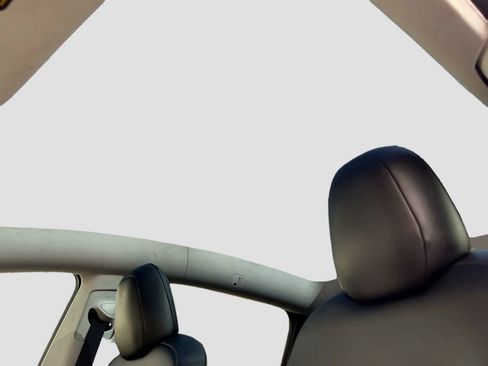 Used 2021 Tesla Model Y 2WD image 20