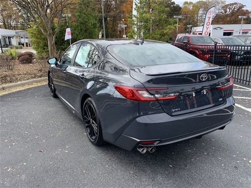 Certified 2025 Toyota Camry SE image 6