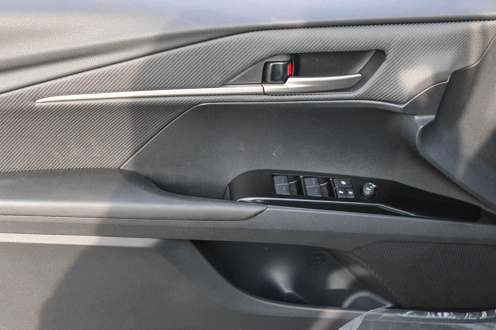 New 2026 Toyota Camry SE FWD image 23