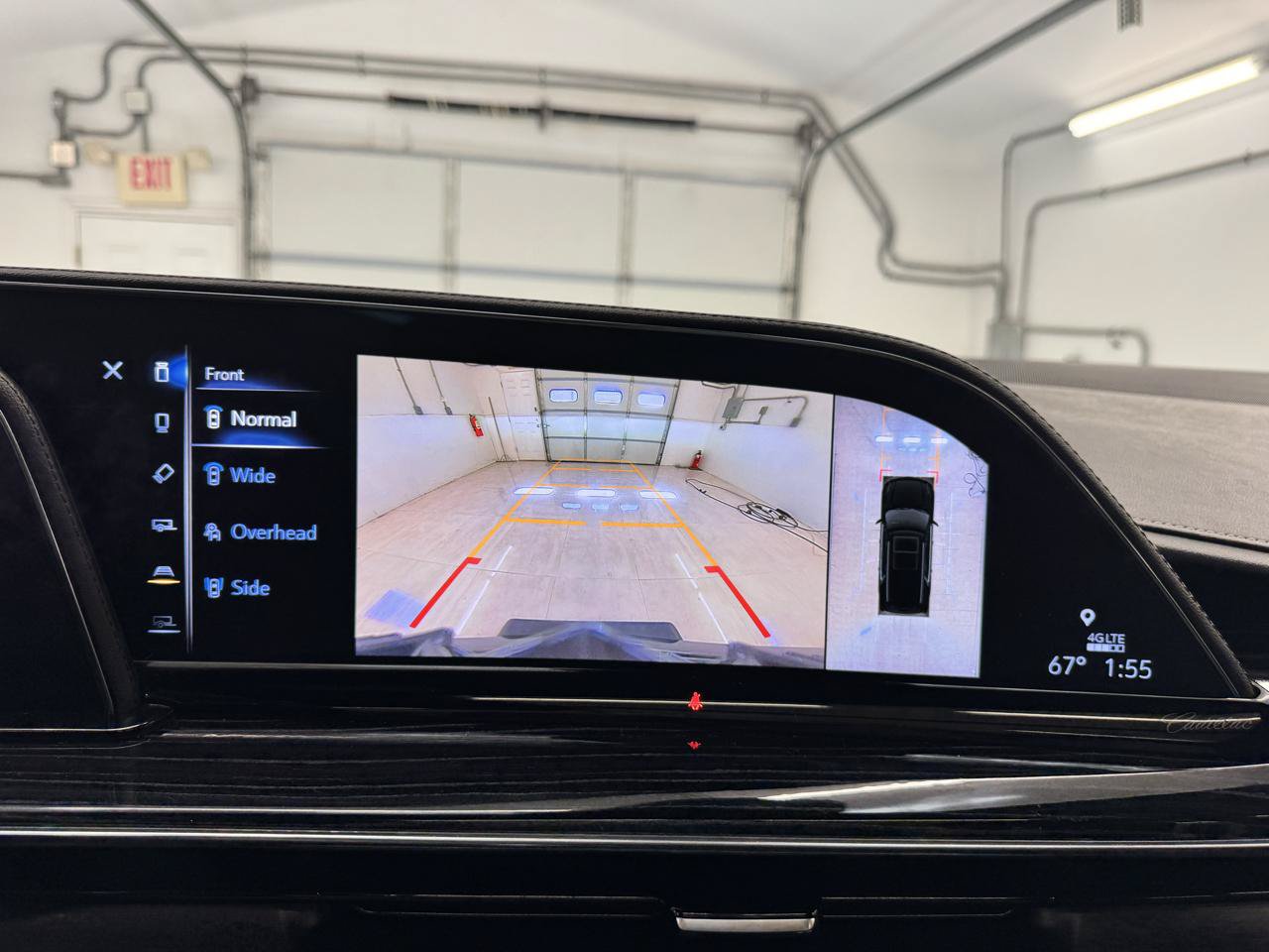 Used 2023 Cadillac Escalade Sport w/ Touring Package AWD/4WD image 38
