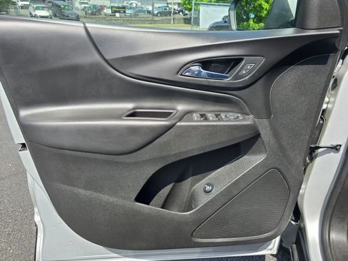 Used 2019 Chevrolet Equinox LT FWD image 19