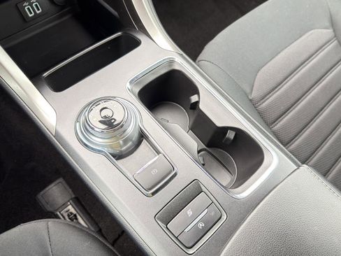 Used 2020 Ford Fusion SE image 62