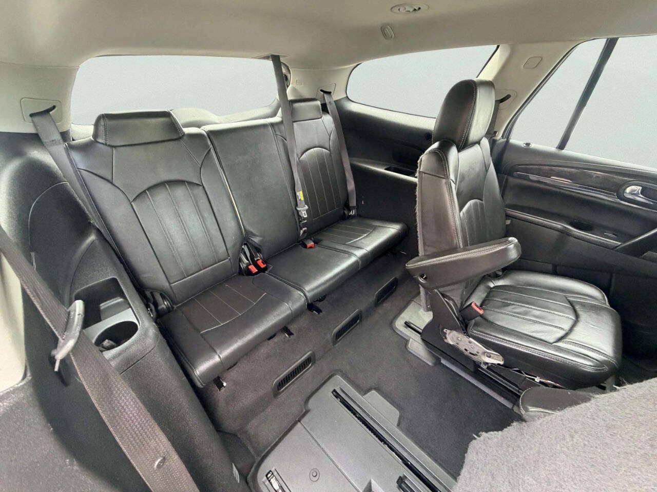 Used 2015 Buick Enclave Premium FWD image 25