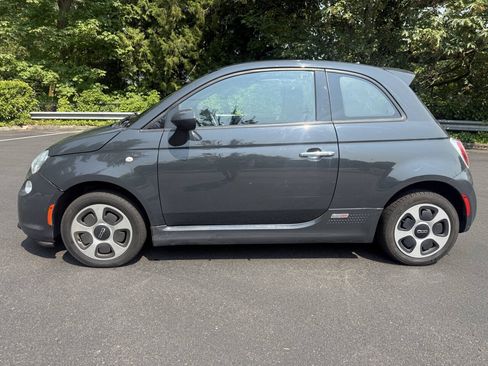 Used 2016 FIAT 500 e FWD image 2