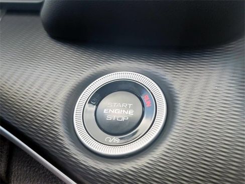 Used 2025 Jeep Grand Cherokee Laredo X image 27