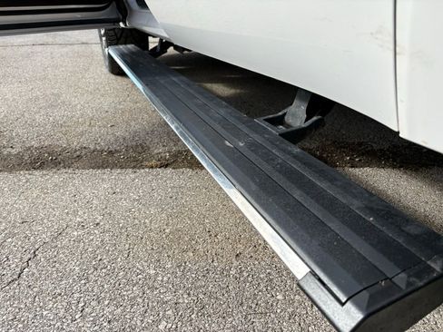 Used 2016 GMC Yukon XL Denali w/ Open Road Package image 13