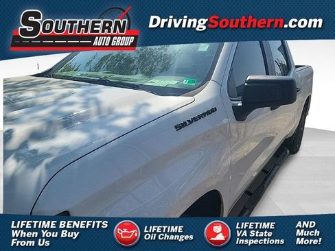 Used 2021 Chevrolet Silverado 1500 Custom RWD image 1