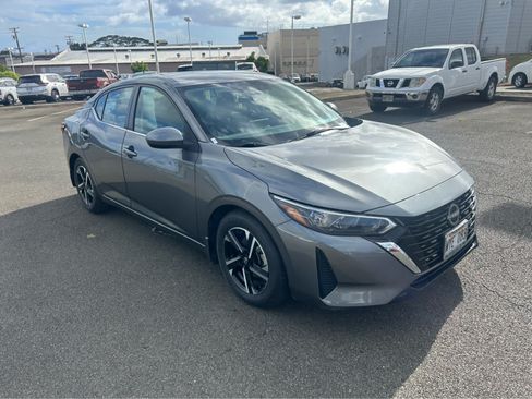 Used 2024 Nissan Sentra SV FWD image 2