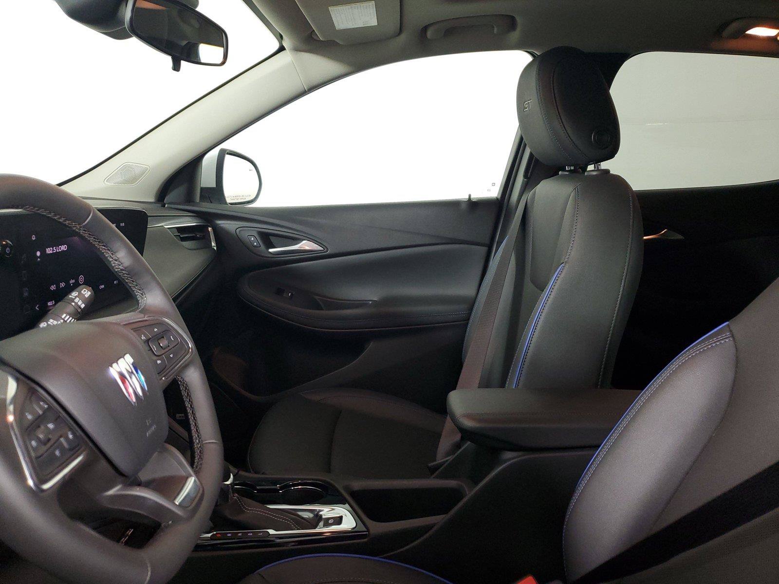 Used 2026 Buick Encore GX Sport Touring w/ Advanced Technology Package FWD image 21