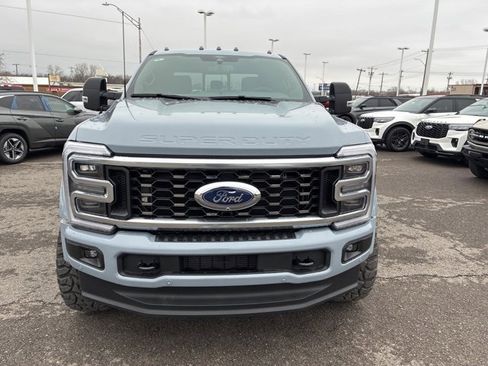 Used 2026 Ford F450 Platinum w/ FX4 Off-Road Package image 8