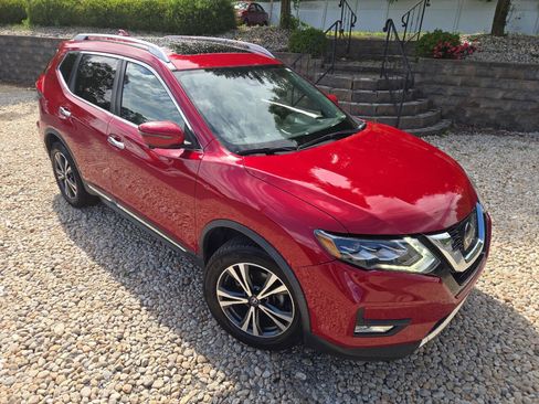 Used 2017 Nissan Rogue SL w/ SL Premium Package AWD/4WD image 34