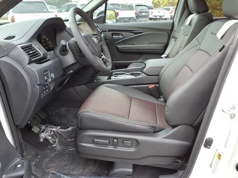New 2026 Honda Ridgeline Black Edition image 9