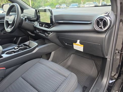 New 2026 Chevrolet Equinox LT FWD image 12