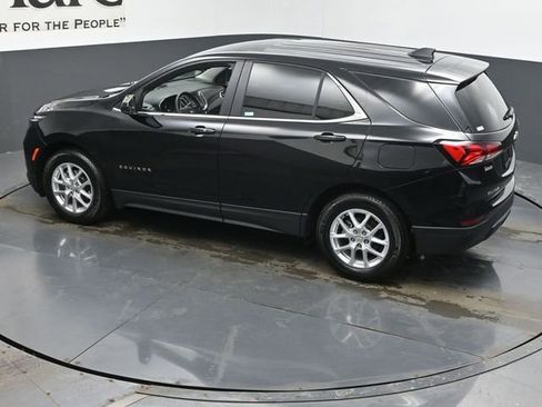 Used 2024 Chevrolet Equinox LT image 42