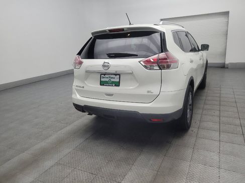 Used 2016 Nissan Rogue SL w/ SL Premium Package FWD image 9