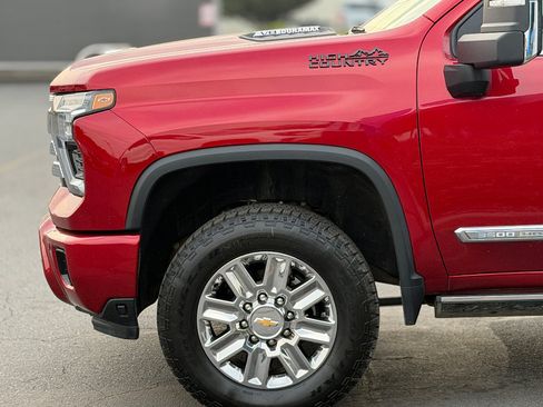 Used 2026 Chevrolet Silverado 3500 High Country w/ High Country Premium Package AWD/4WD image 18