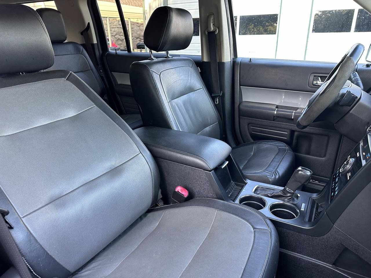 Used 2014 Ford Flex Limited w/ Equipment Group 303A AWD/4WD image 33