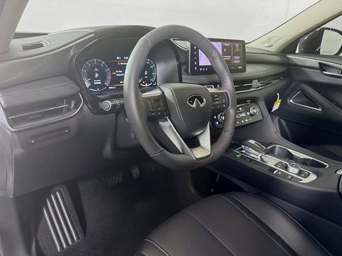 Certified 2026 INFINITI QX60 Luxe w/ Cargo Package FWD image 11