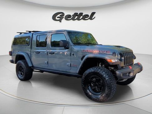 Used 2022 Jeep Gladiator Mojave w/ Cold Weather Group AWD/4WD image 2