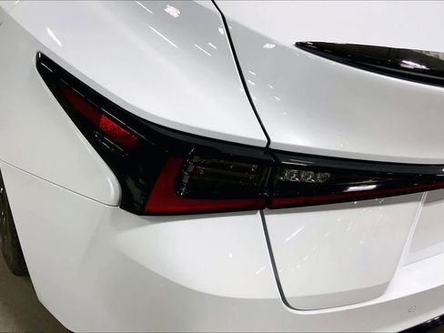 Used 2025 Lexus IS 350 F Sport w/ Navigation Package image 29