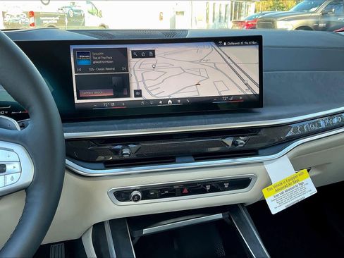 Used 2026 BMW X7 xDrive40i image 6