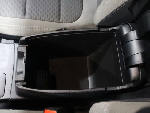 Used 2022 Ford Escape SE w/ Convenience Package image 30