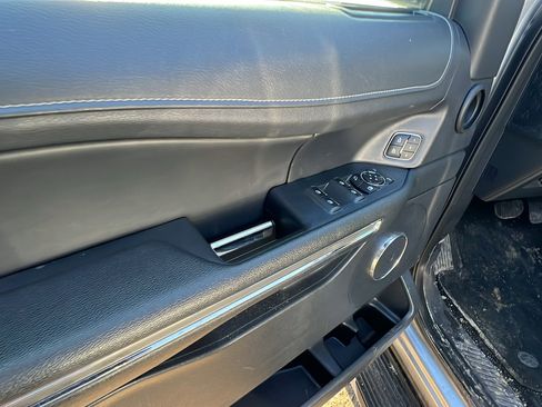 Used 2024 Ford Expedition Max XLT image 15