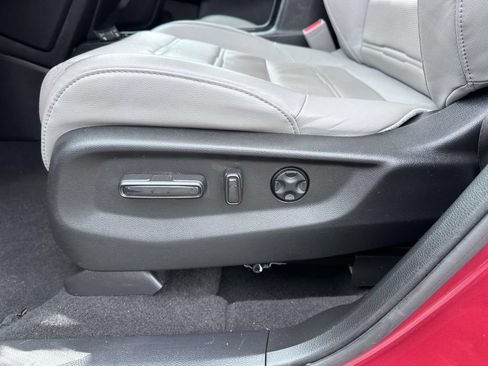 Used 2022 Honda CR-V EX-L image 11