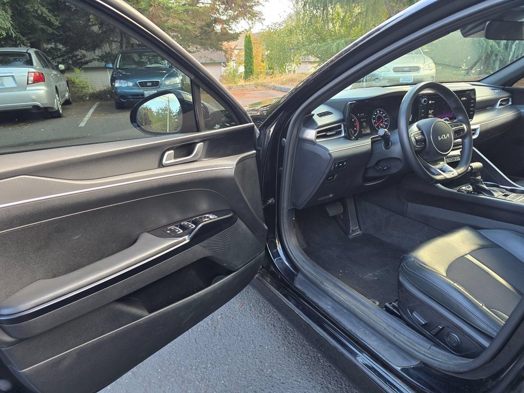 Used 2022 Kia K5 GT-Line w/ GT-Line FWD Premium Package image 7
