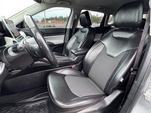 Used 2022 Jeep Compass Latitude w/ Convenience Group image 10