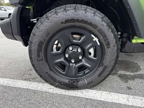 New 2026 Jeep Wrangler Sport AWD/4WD image 32