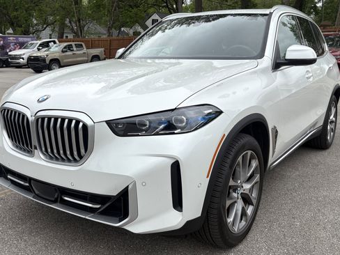 Certified 2026 BMW X5 xDrive40i AWD/4WD image 5