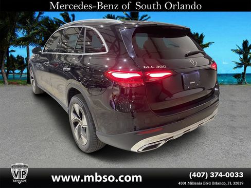Used 2024 Mercedes-Benz GLC 300 4MATIC image 18