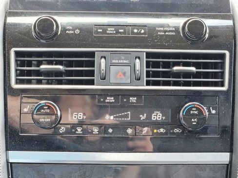 Used 2024 INFINITI QX80 Luxe image 24