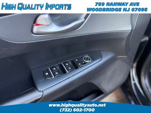 Used 2021 Kia Forte LXS image 43