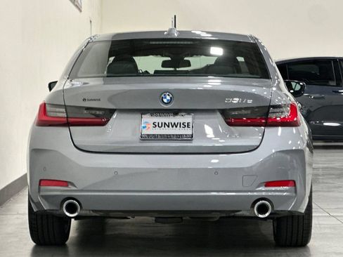 Used 2024 BMW 330e w/ Convenience Package RWD image 5