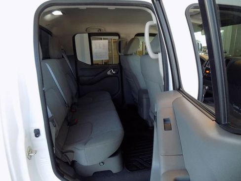 Used 2019 Nissan Frontier SV w/ Value Truck Package RWD image 26