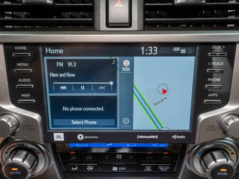 Used 2024 Toyota 4Runner Limited image 19