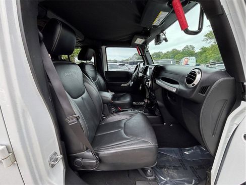 Used 2016 Jeep Wrangler Unlimited Rubicon Hard Rock AWD/4WD image 34