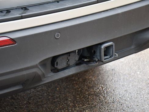 Used 2025 Ford Explorer Active image 40