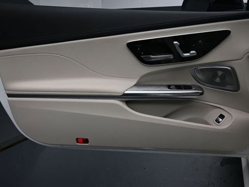 Used 2024 Mercedes-Benz CLE 300 4MATIC Coupe image 20