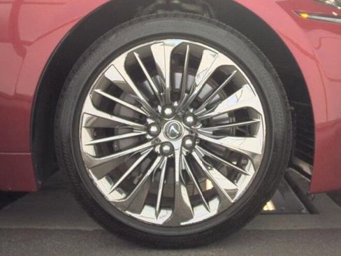 Used 2019 Lexus LS 500 AWD w/ Luxury Package image 7