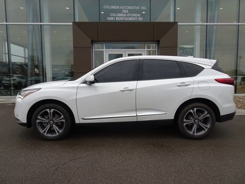 Used 2022 Acura RDX w/Advance Package image 2