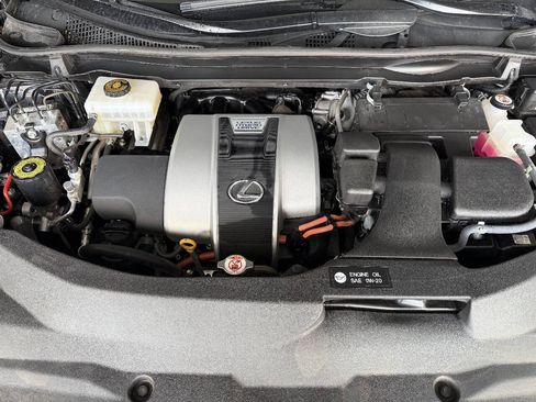 Used 2018 Lexus RX 450h AWD w/ Premium Package image 42
