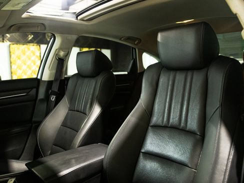 Used 2022 Honda Accord EX-L image 9