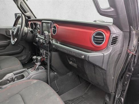 Used 2018 Jeep Wrangler Unlimited Rubicon image 27