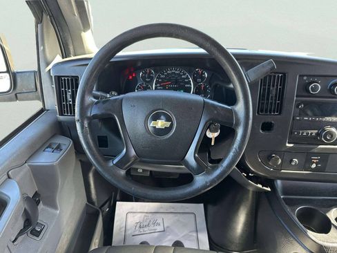 Used 2016 Chevrolet Express 2500 Extended RWD image 20